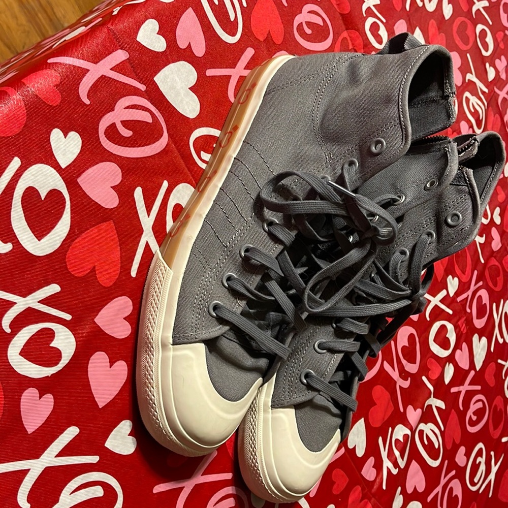 Adidas Nizza Grey Highs with Hearts. Size 13